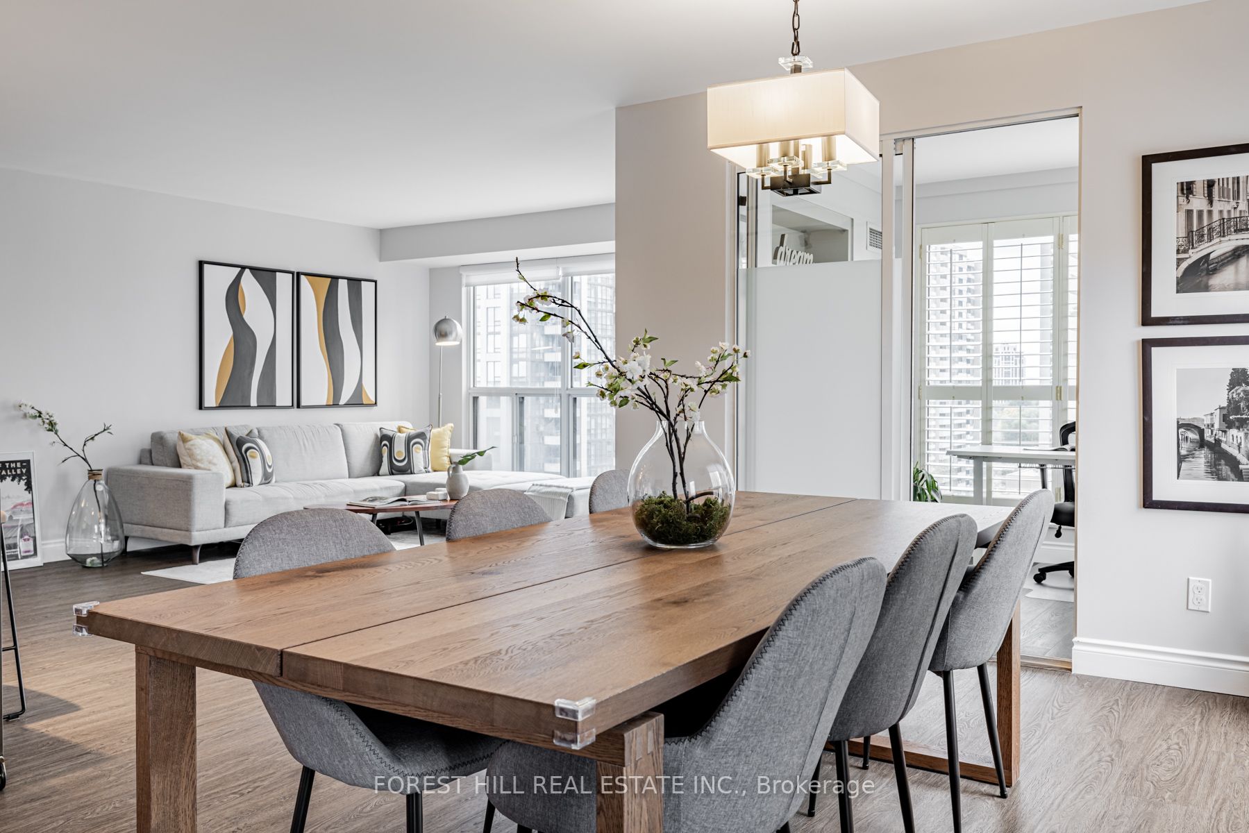 18 Hollywood Ave, #1205