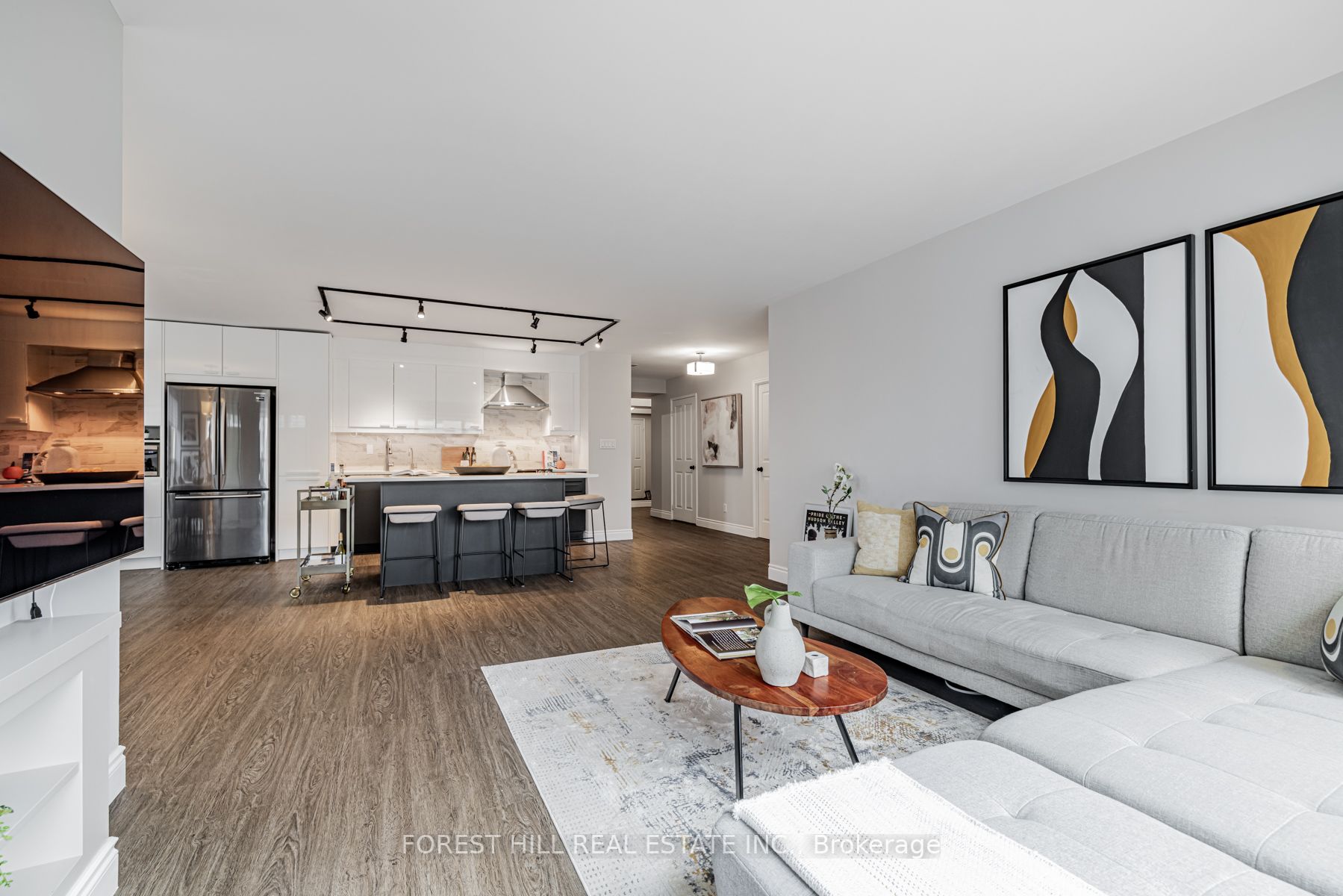 18 Hollywood Ave, #1205