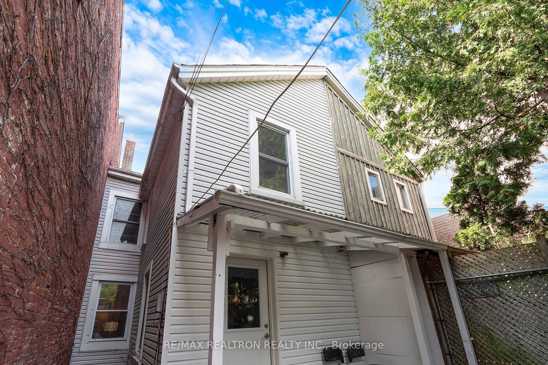 243 Lippincott Street