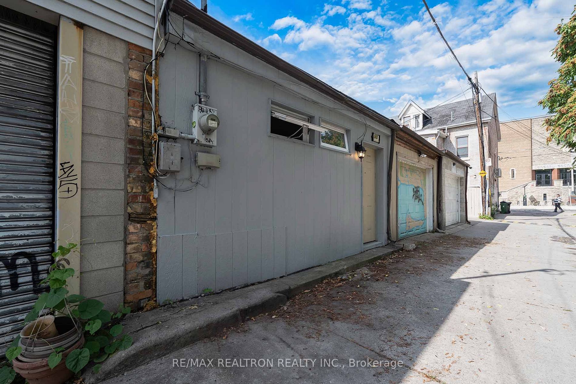 243 Lippincott Street