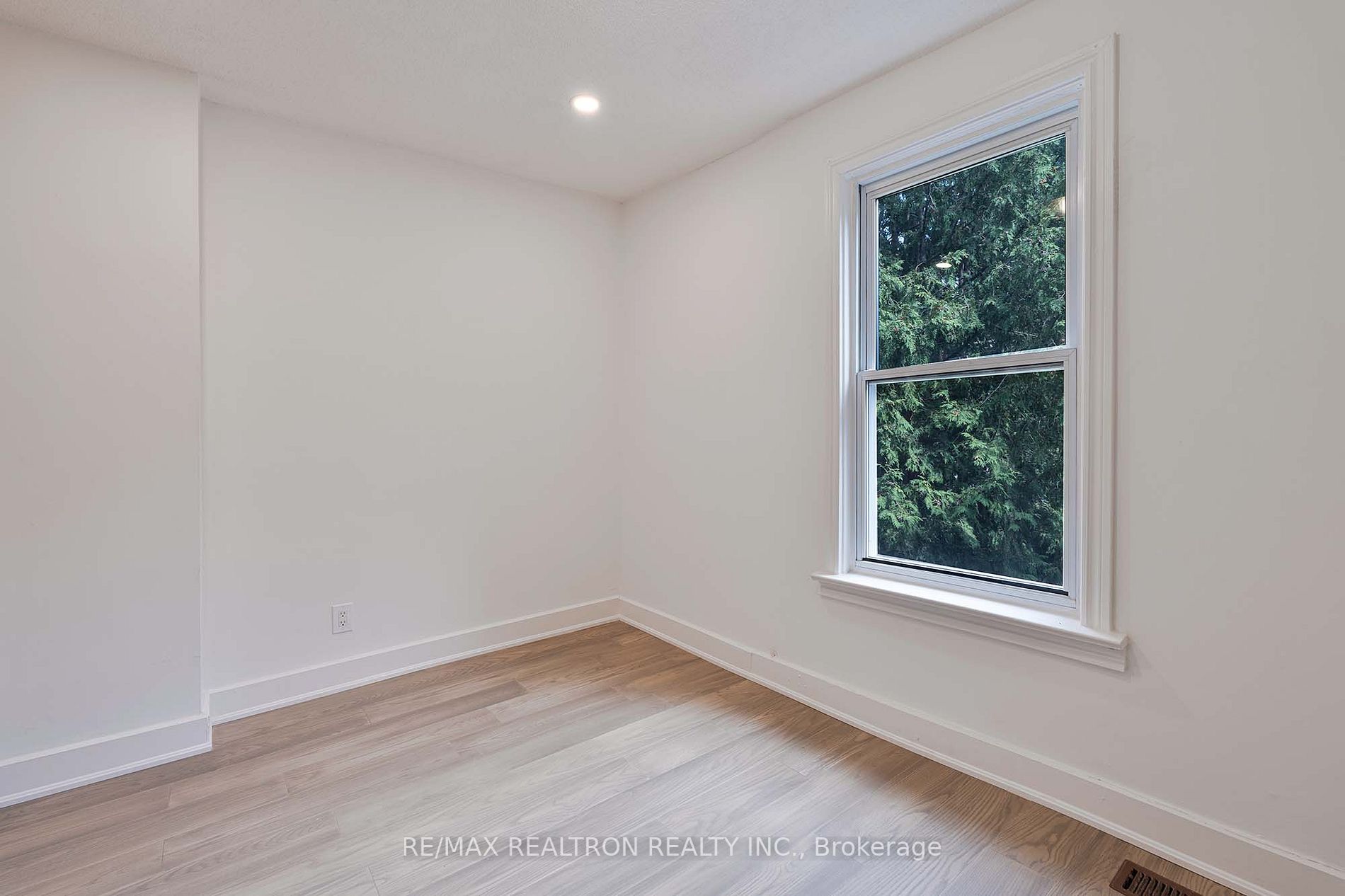 243 Lippincott Street
