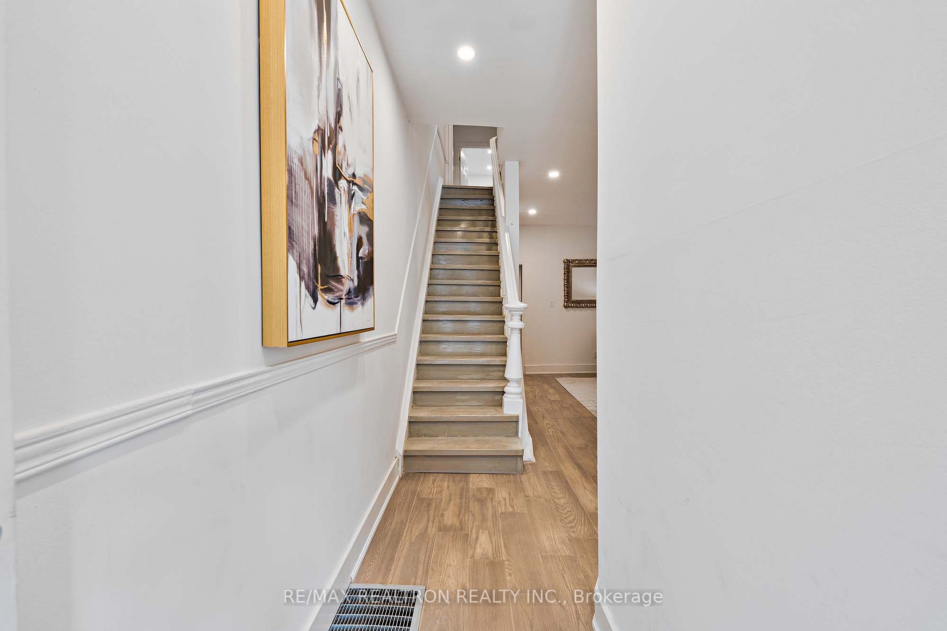 243 Lippincott Street