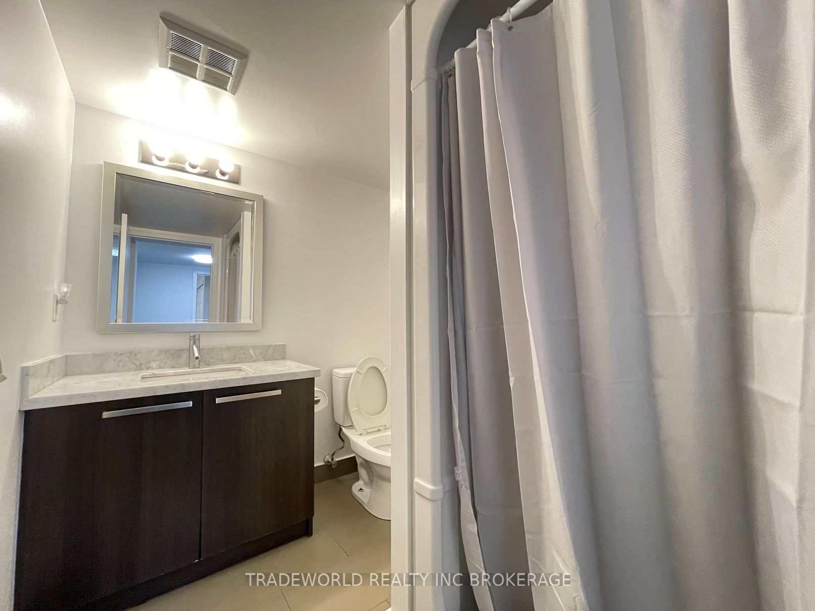 11 St Joseph St, #1612