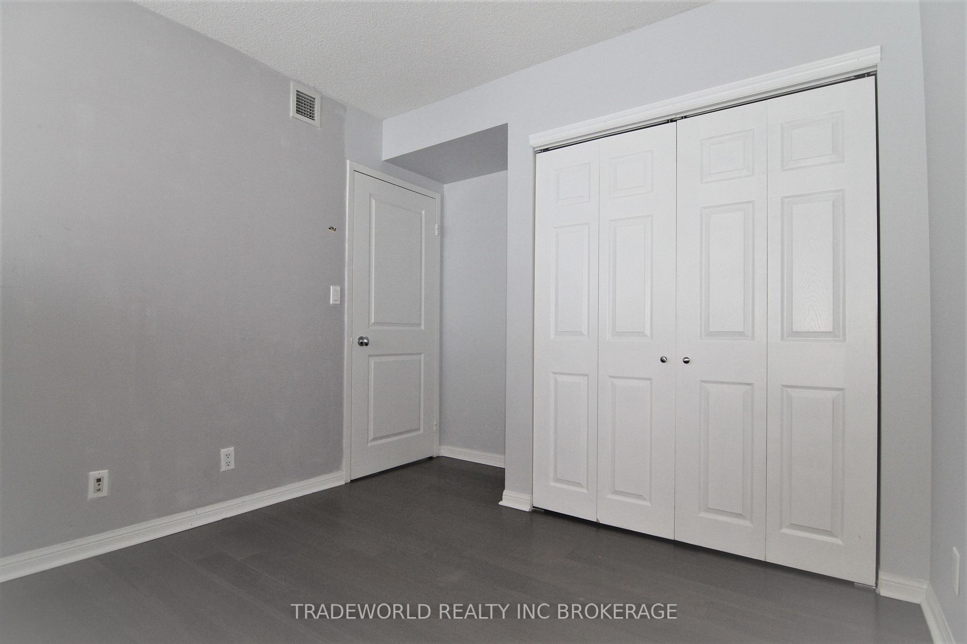 11 St Joseph St, #1612