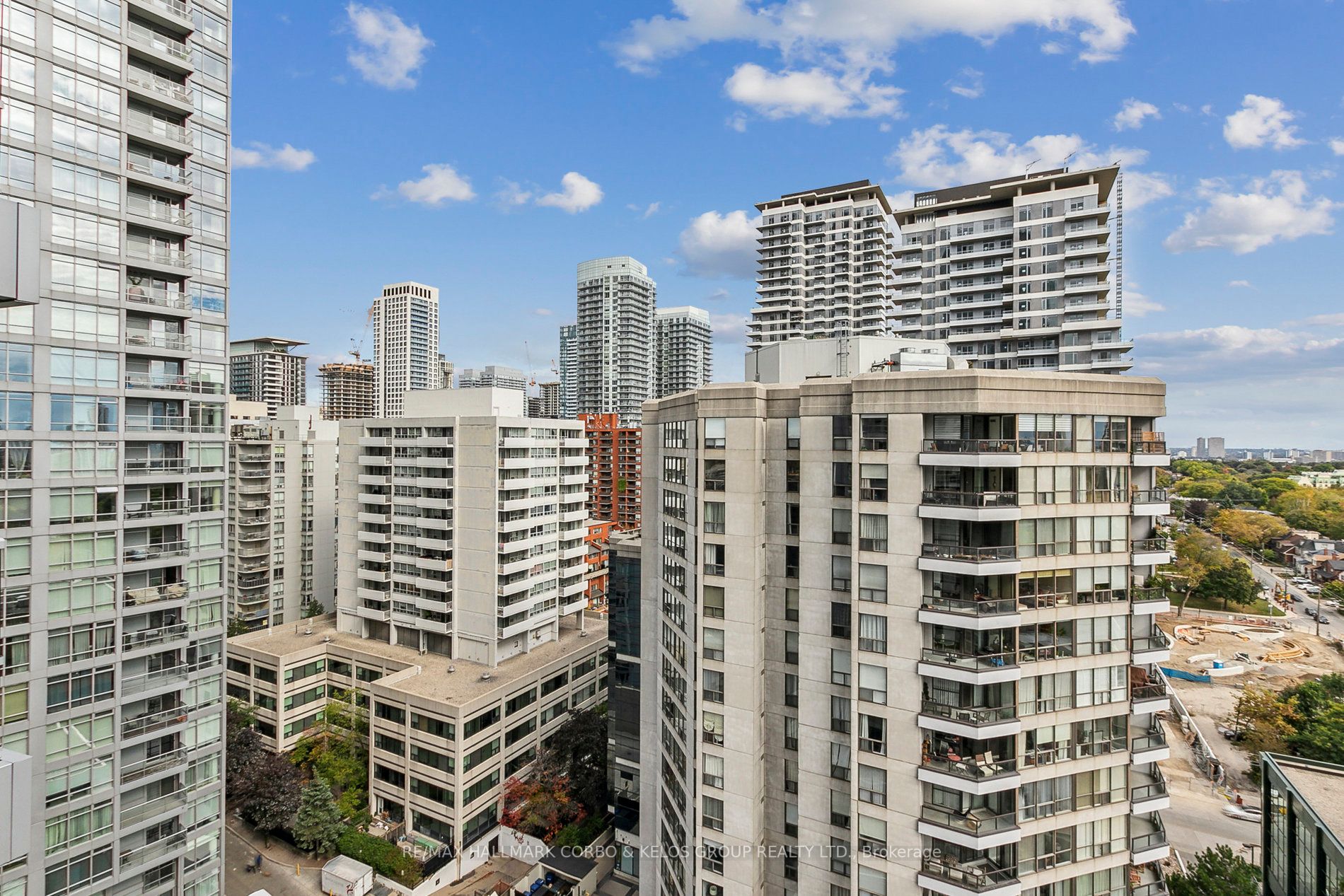 2181 Yonge St, #1601