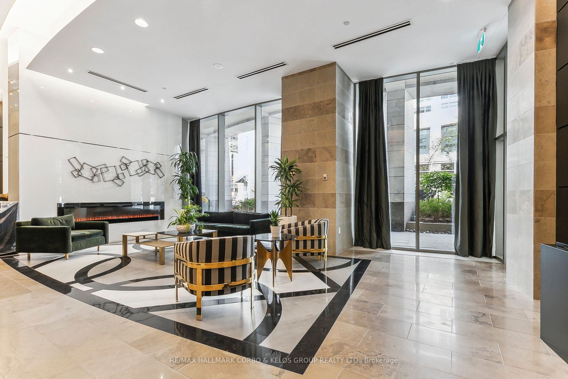 2181 Yonge St, #1601