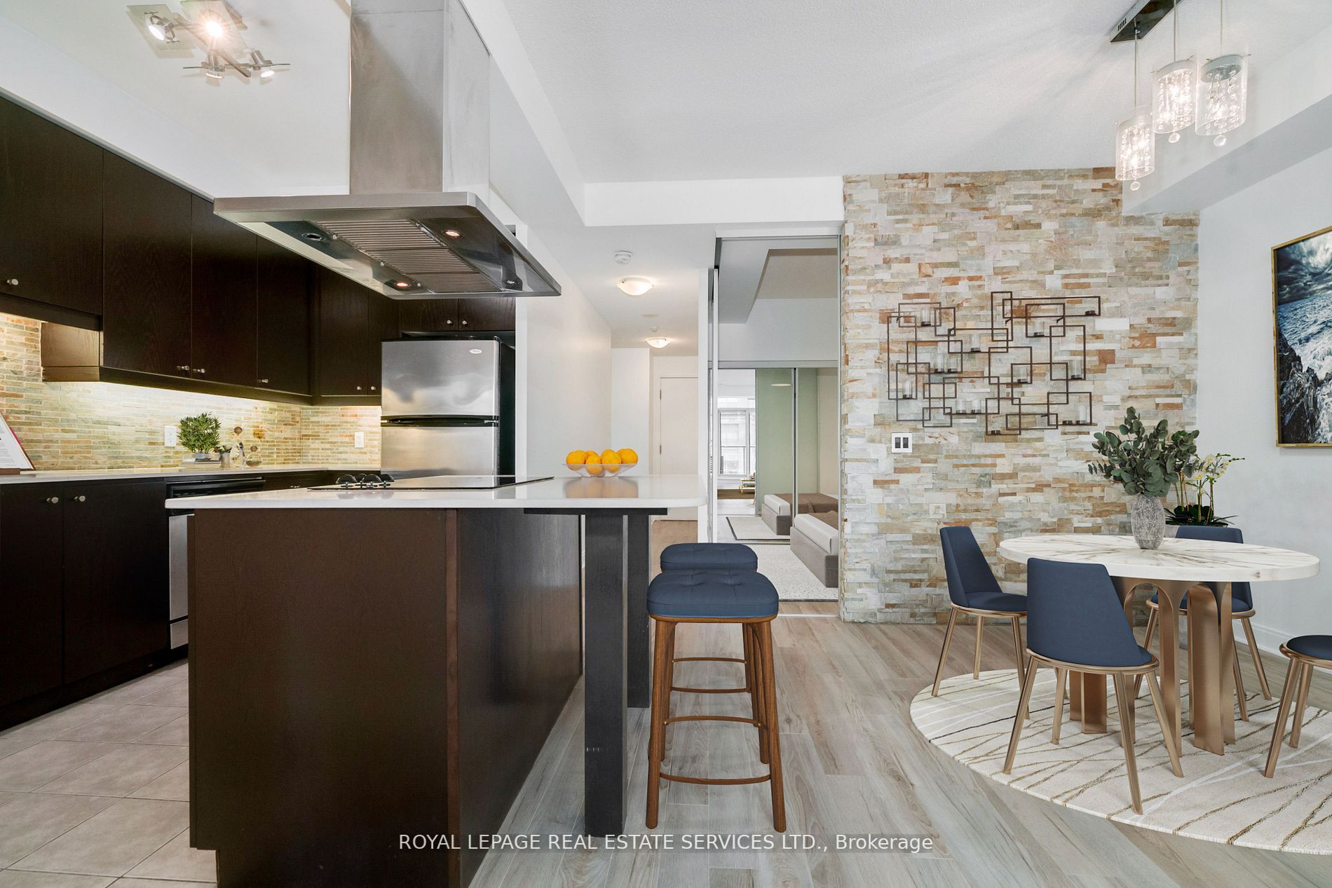 1 Scott St, #503
