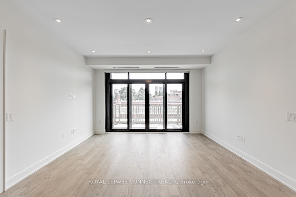1 Strathgowan Ave, #512