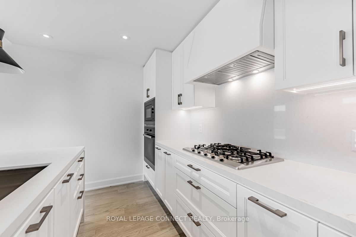 1 Strathgowan Ave, #512