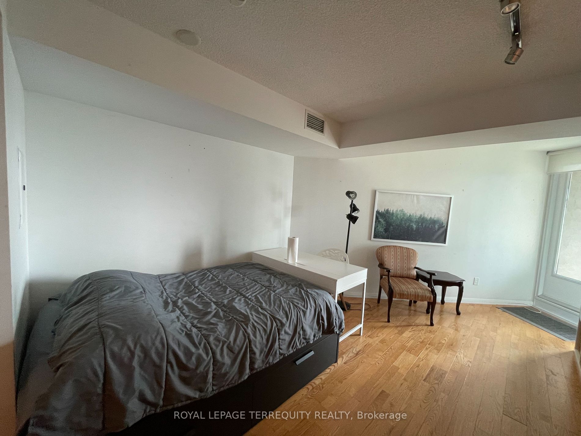 209 Fort York Blvd, #1458