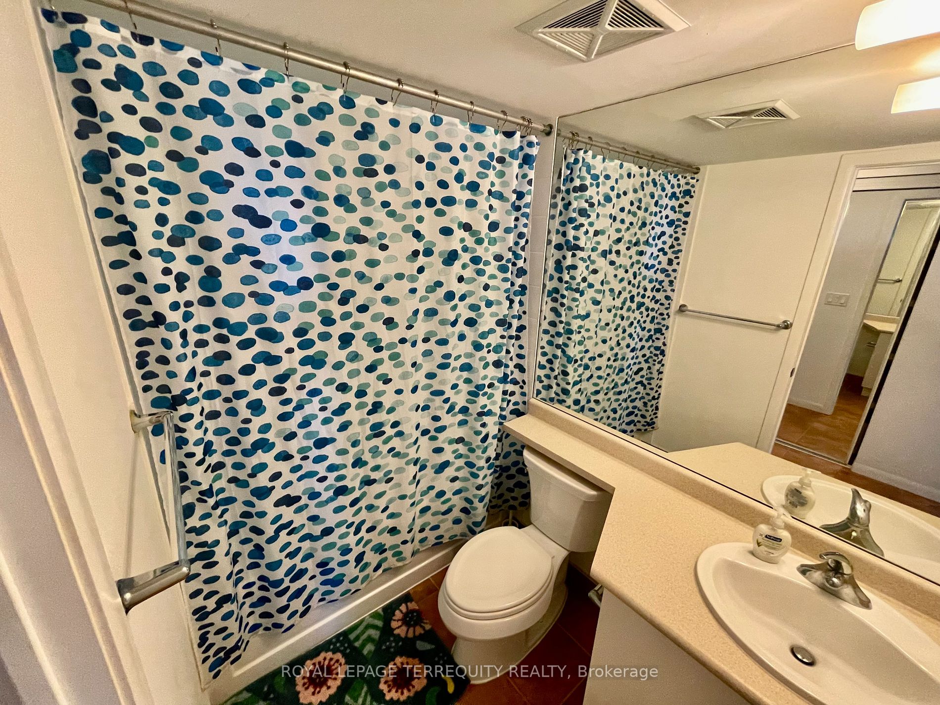 209 Fort York Blvd, #1458