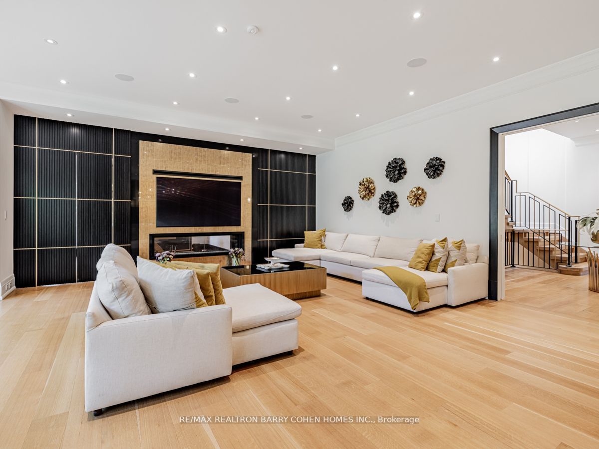 33 Stratheden Rd