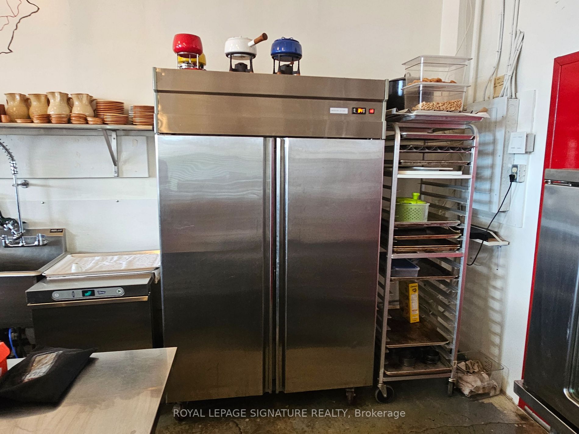 28 Industrial St