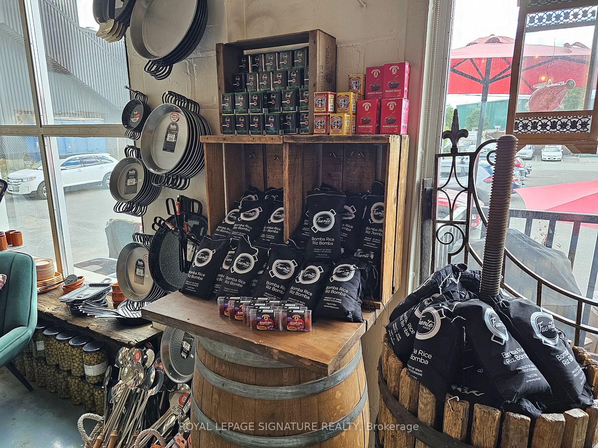 28 Industrial St