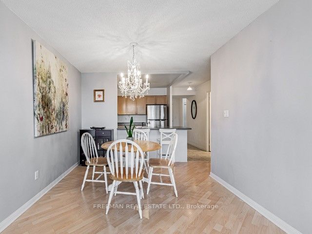 260 Merton St, #807