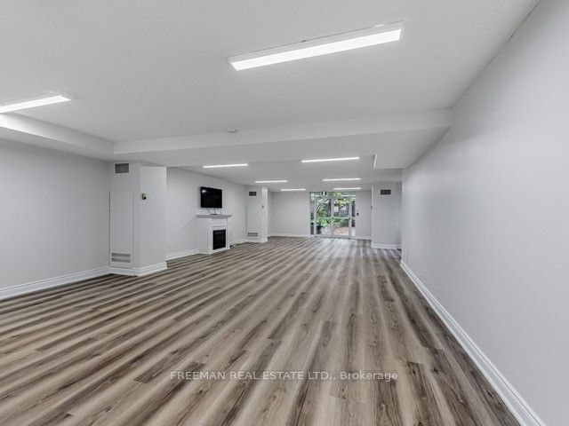 260 Merton St, #807