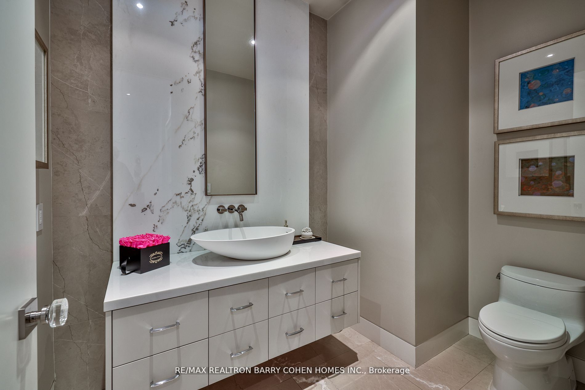 148 Highland Cres