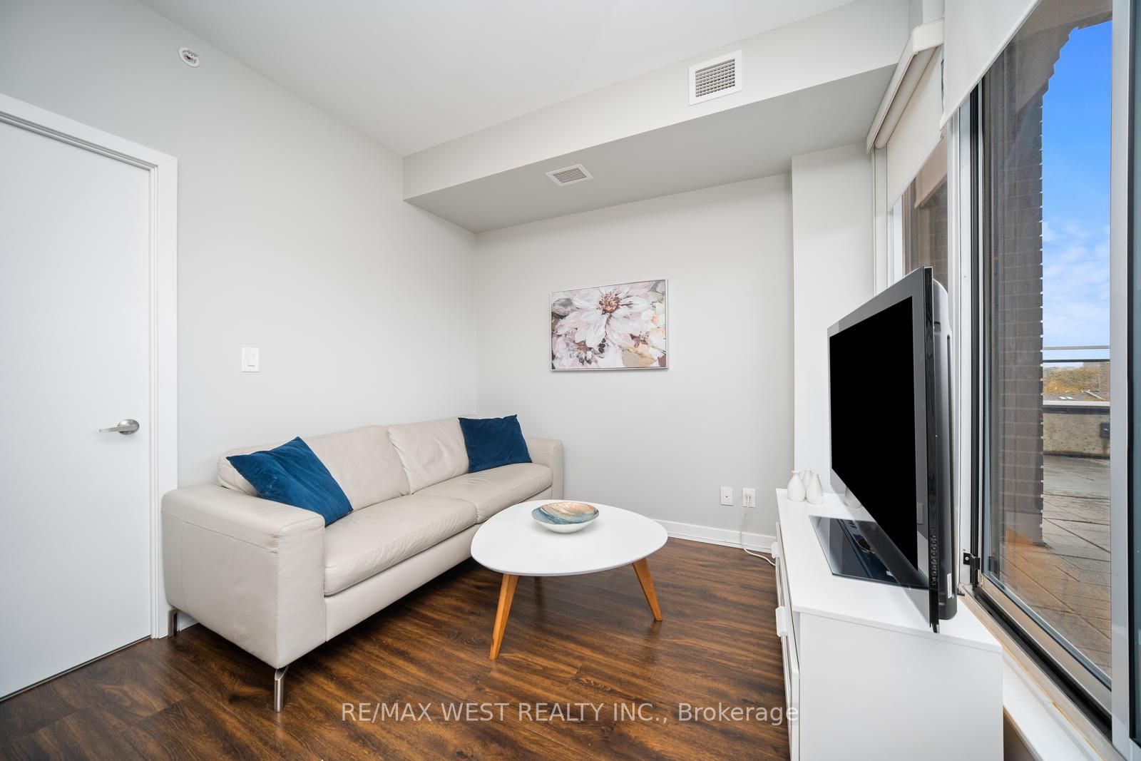 205 Manning Ave, #509