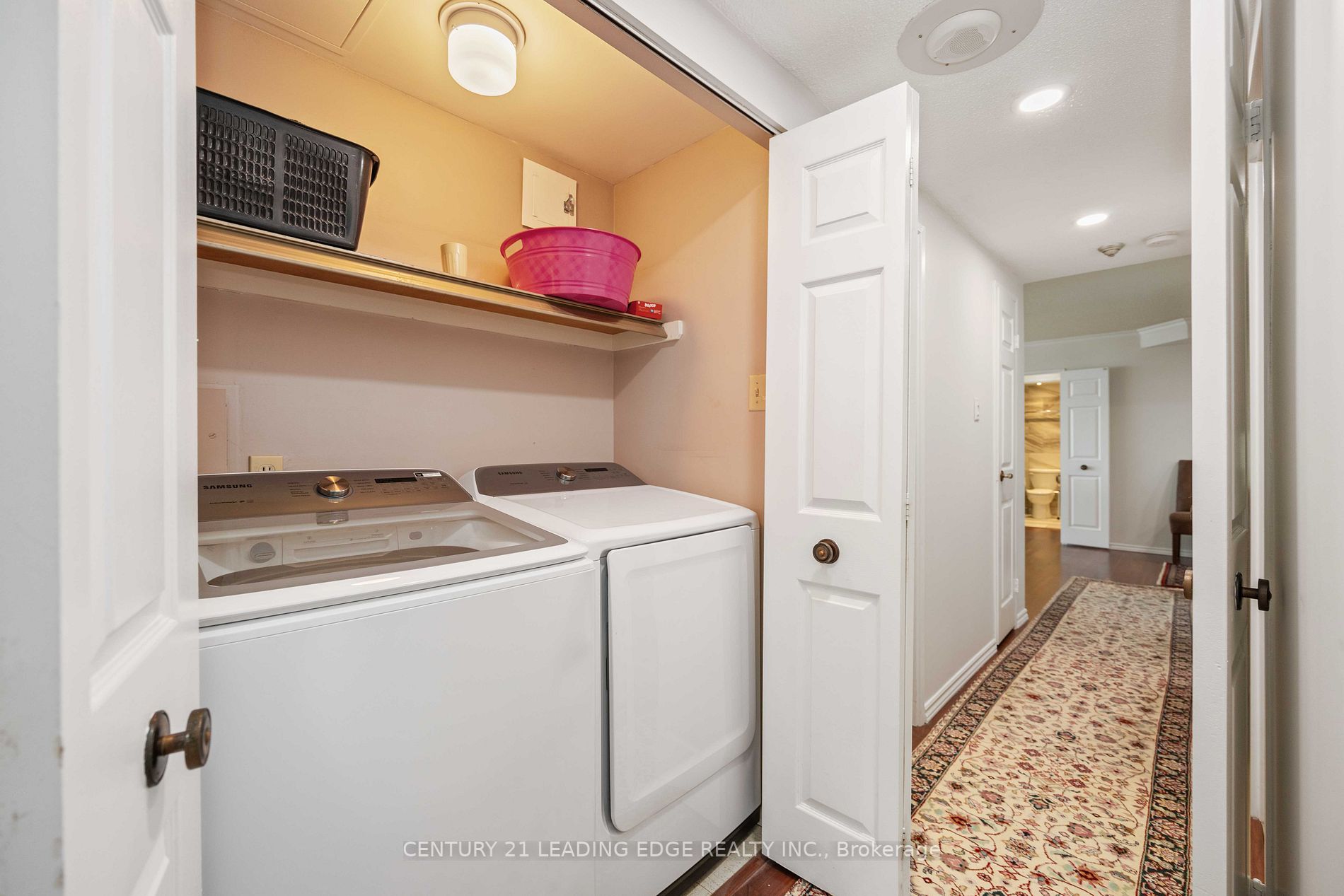 55 Skymark Dr, #1803