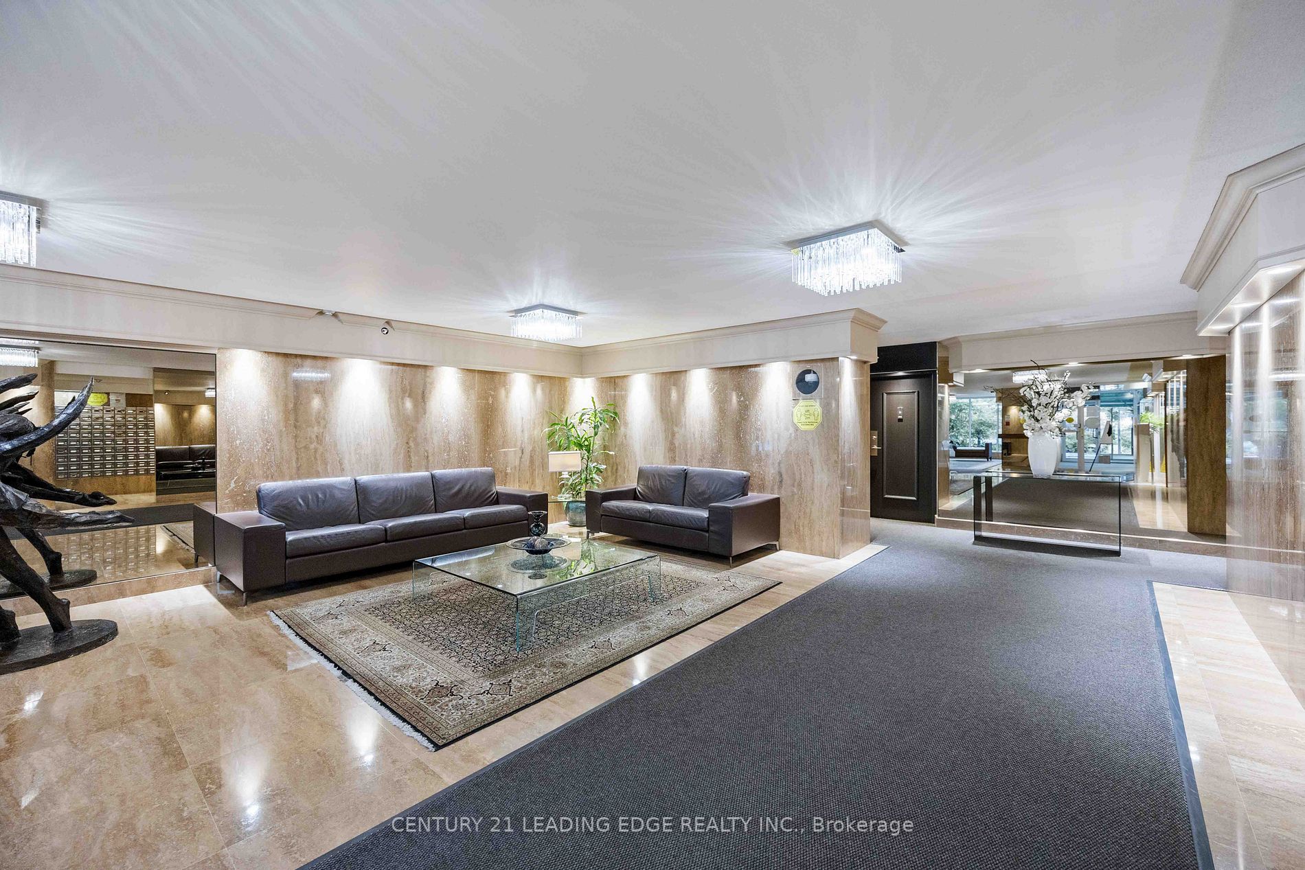 55 Skymark Dr, #1803
