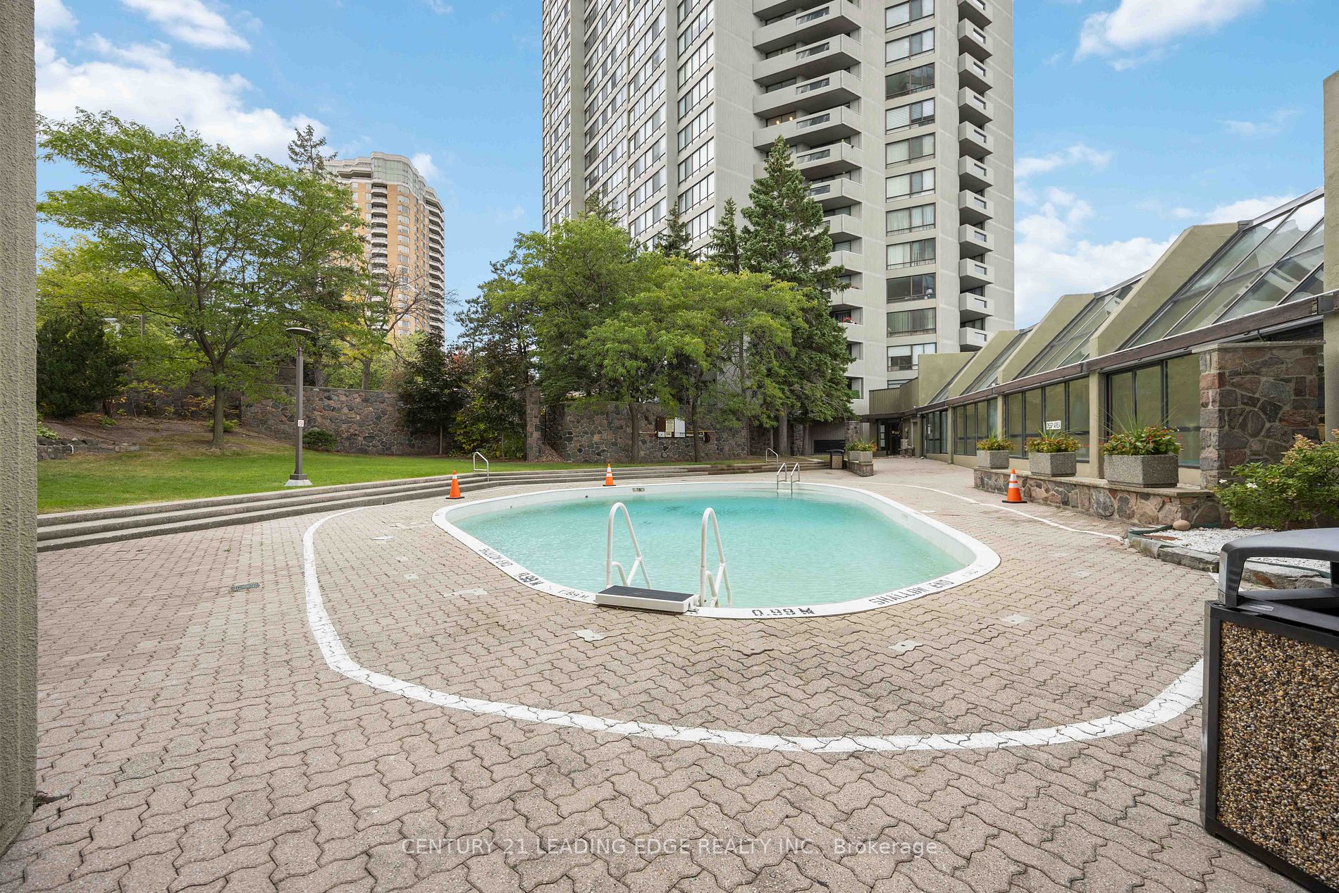 55 Skymark Dr, #1803
