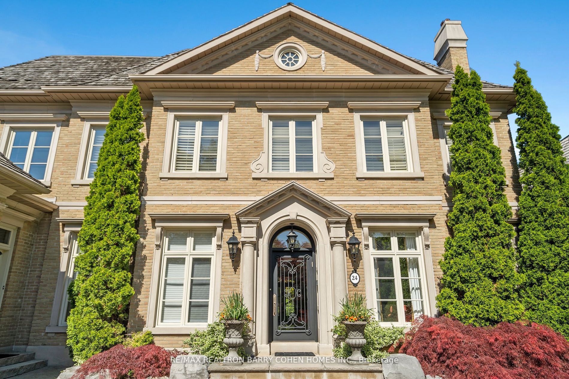 24 Lauderdale Dr