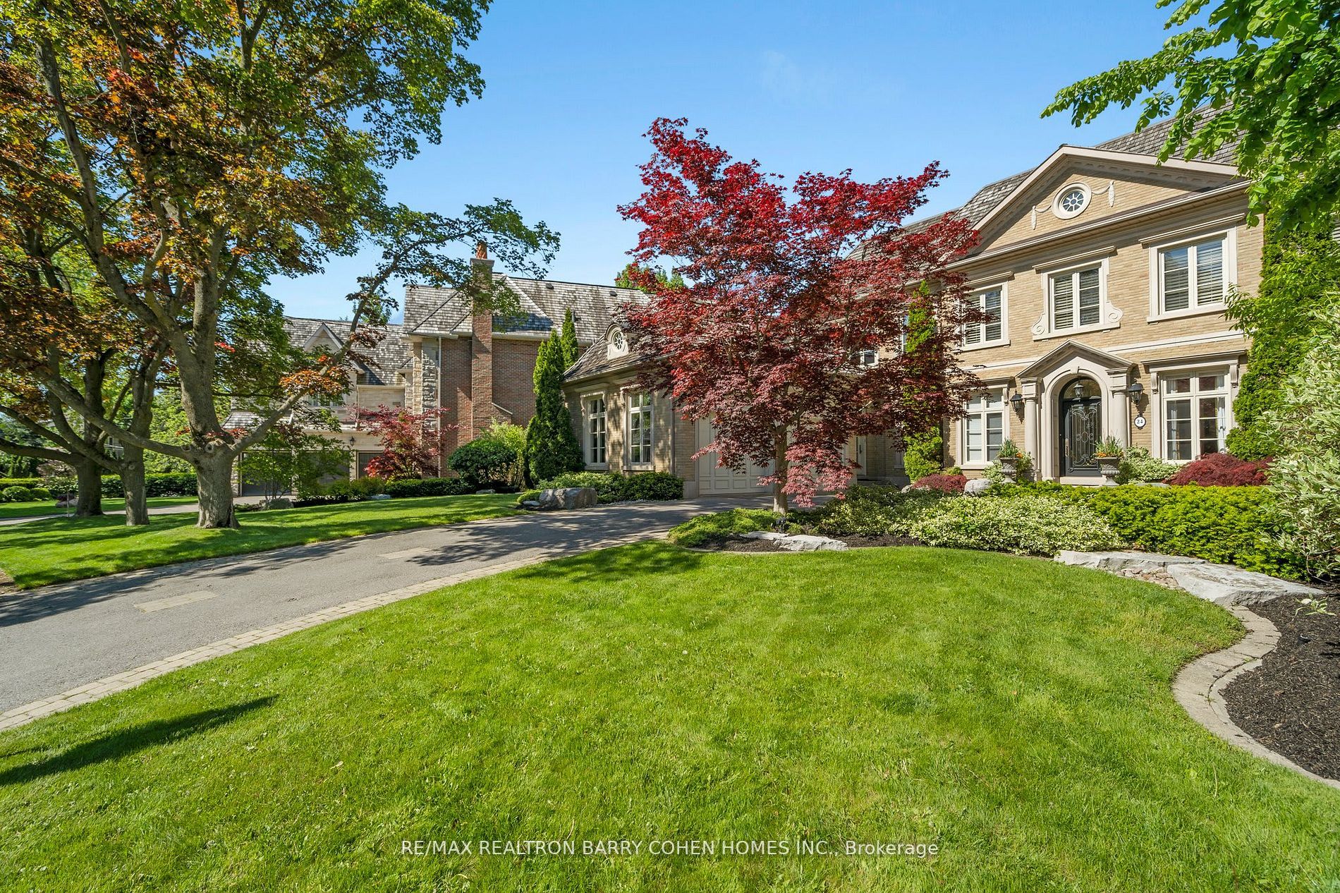 24 Lauderdale Dr