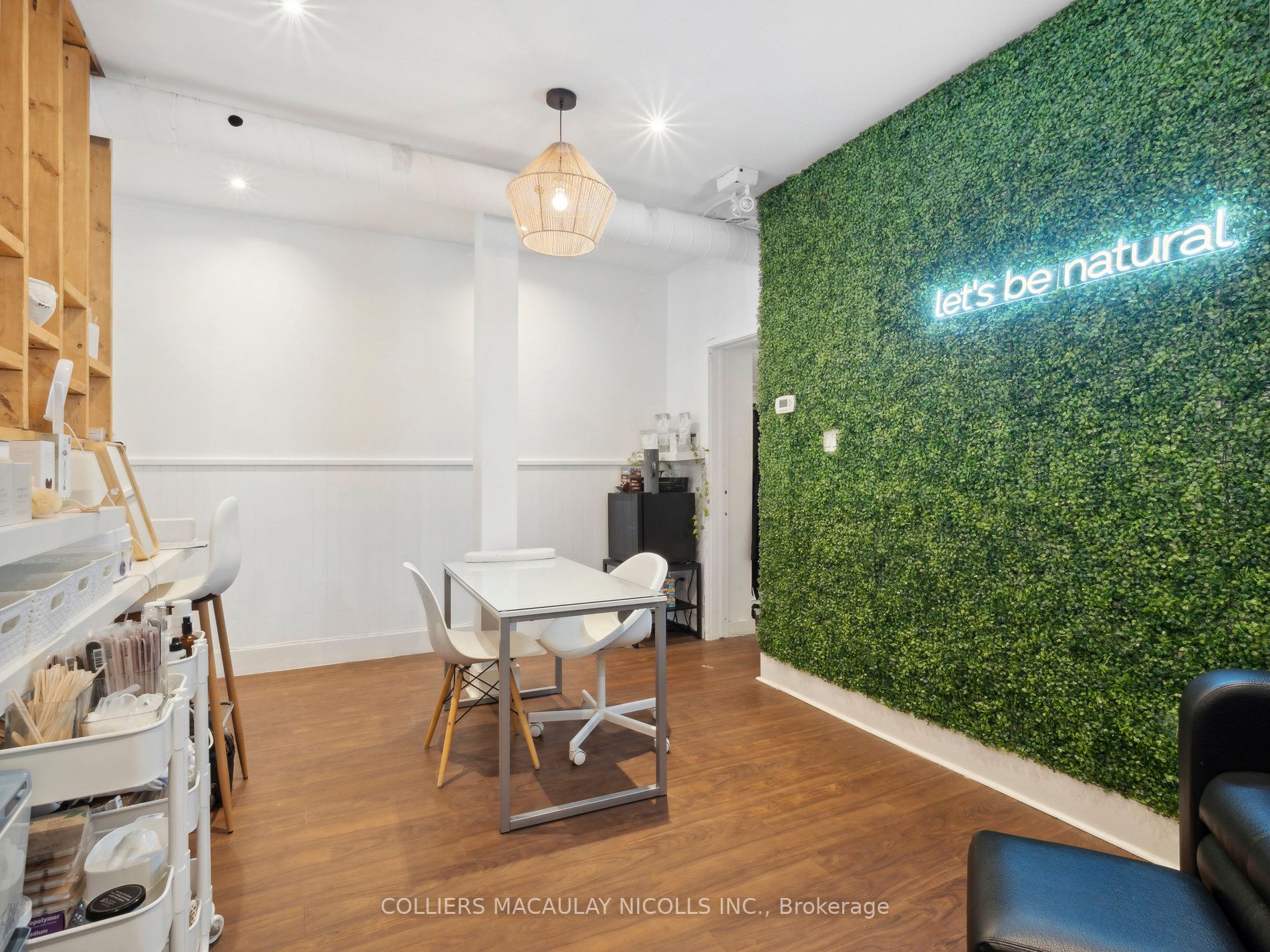 3189 Yonge St