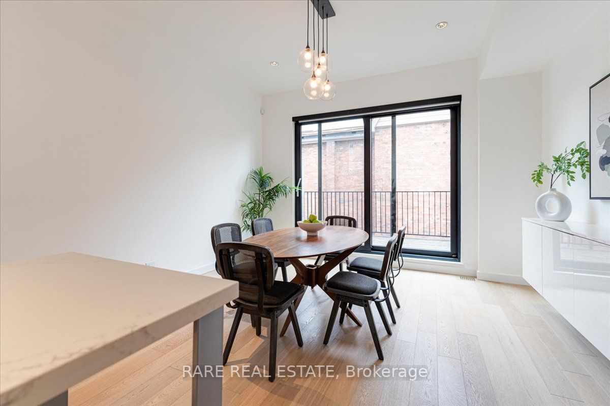 354A Harbord St