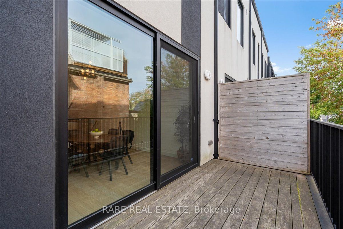 354A Harbord St