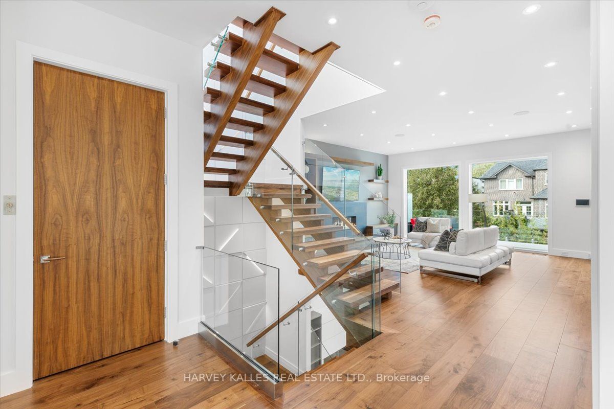 118 Haddington Ave