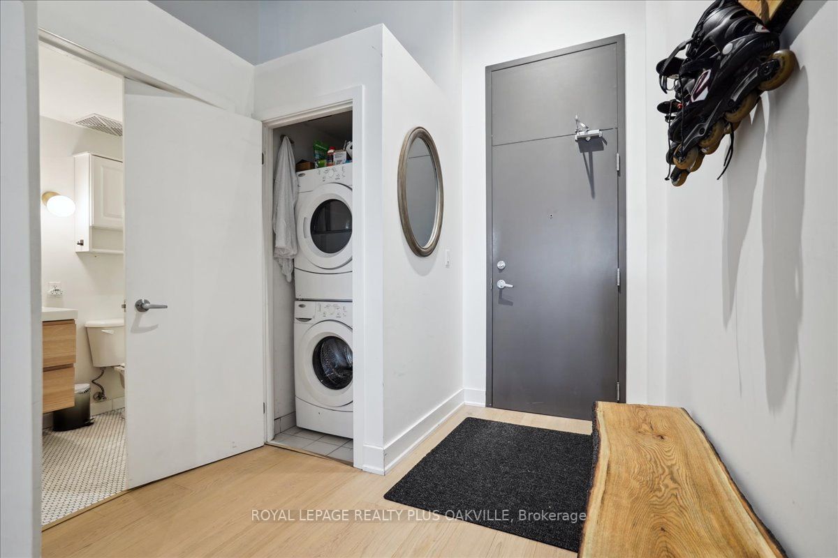 637 Lake Shore Boulevard W, #227