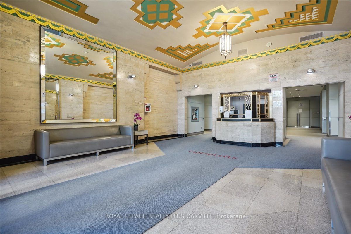 637 Lake Shore Boulevard W, #227