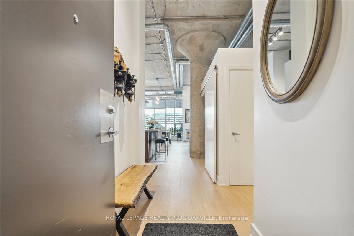 637 Lake Shore Boulevard W, #227