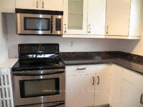 138 Chaplin Cres, #2