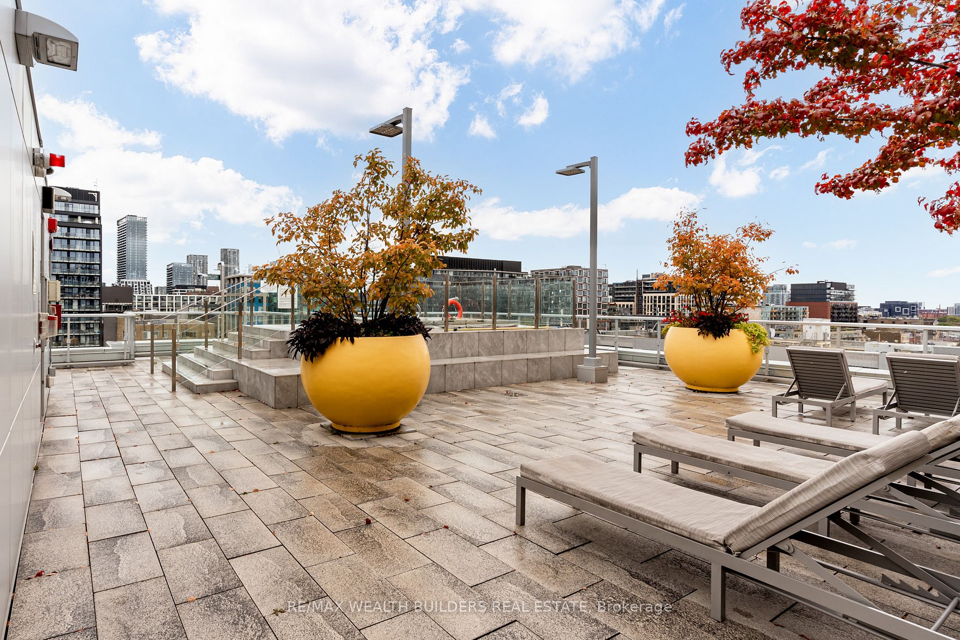 38 Cameron St, #423