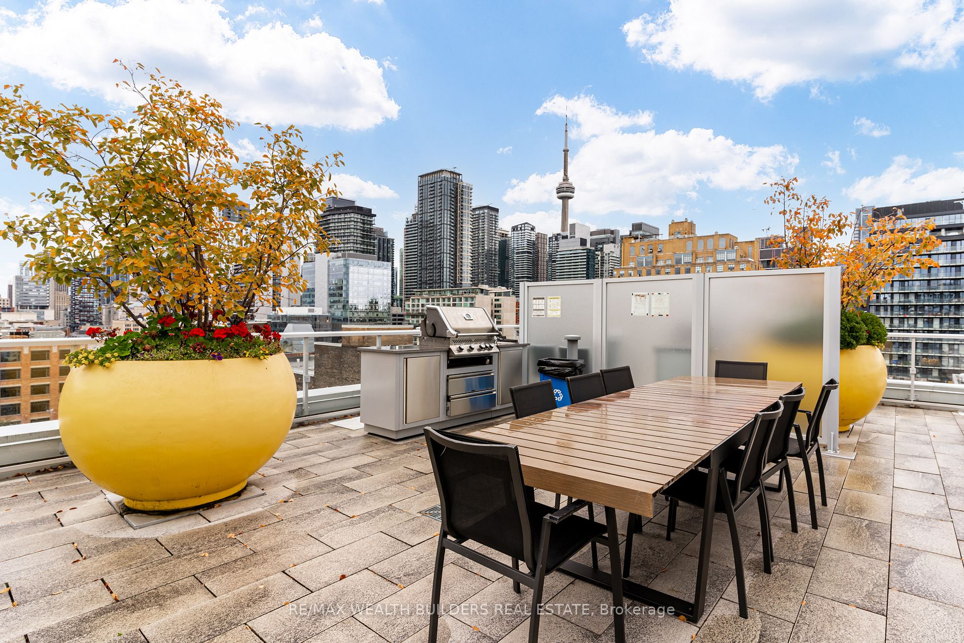 38 Cameron St, #423