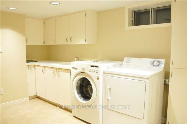 31 Cheritan Ave