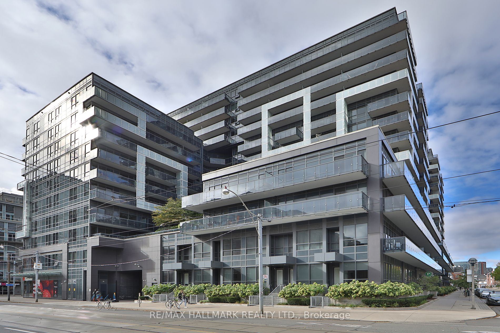1030 King St W, #705