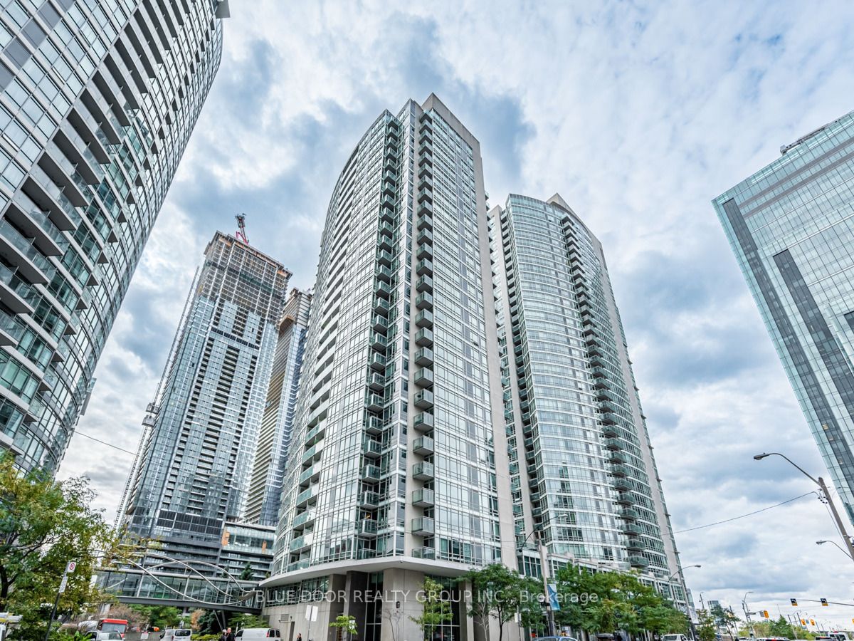 381 Front St W, #509