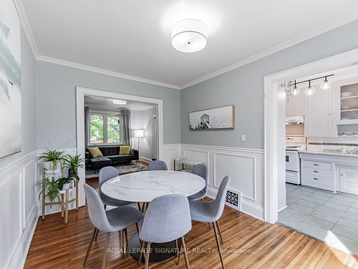 89 Lawrence Ave W