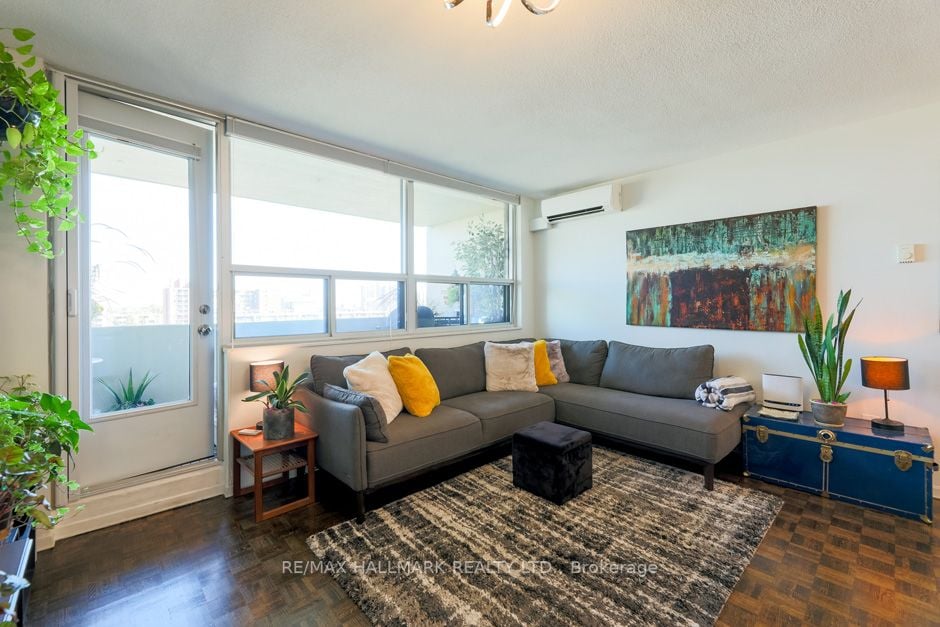 40 Homewood Ave, #1106