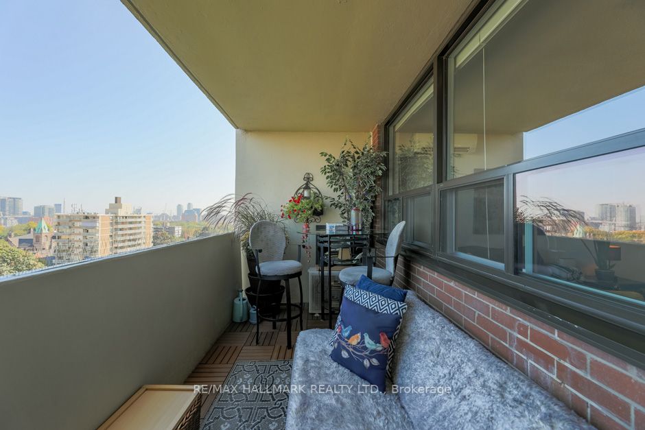 40 Homewood Ave, #1106