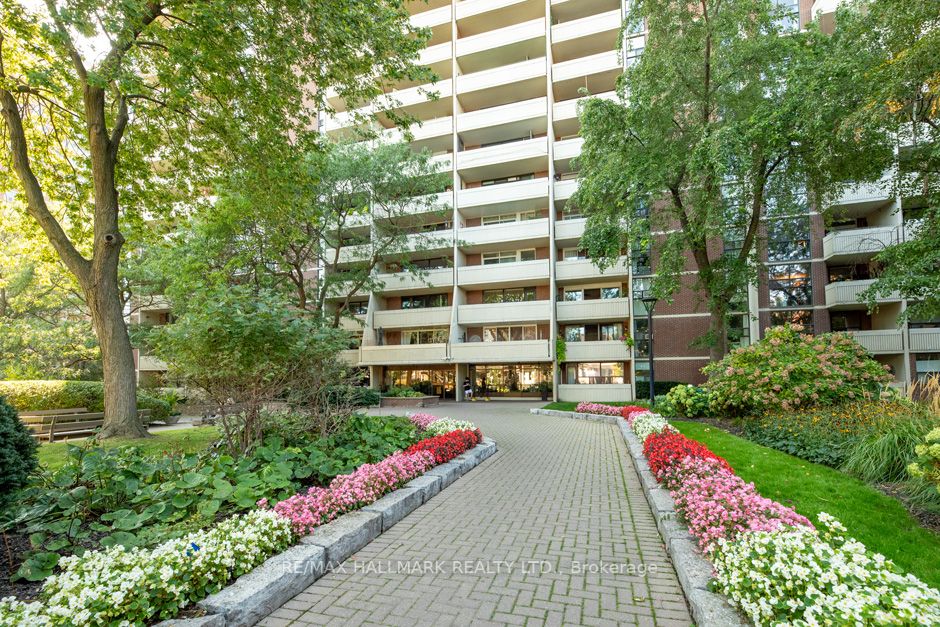 40 Homewood Ave, #1106