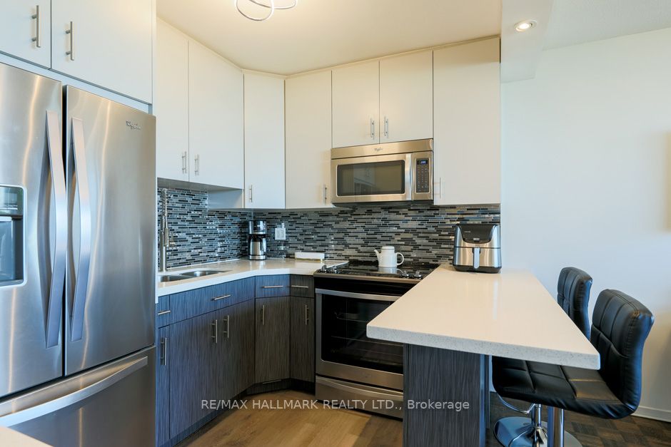 40 Homewood Ave, #1106