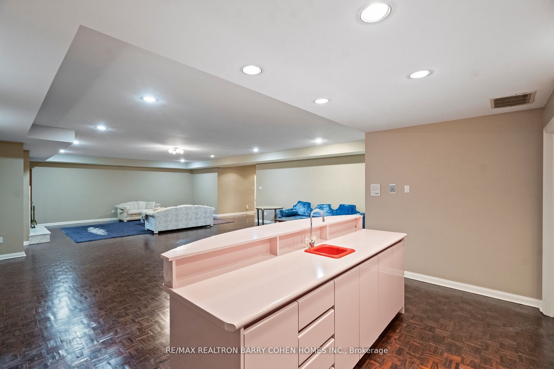 5 Sandfield Rd