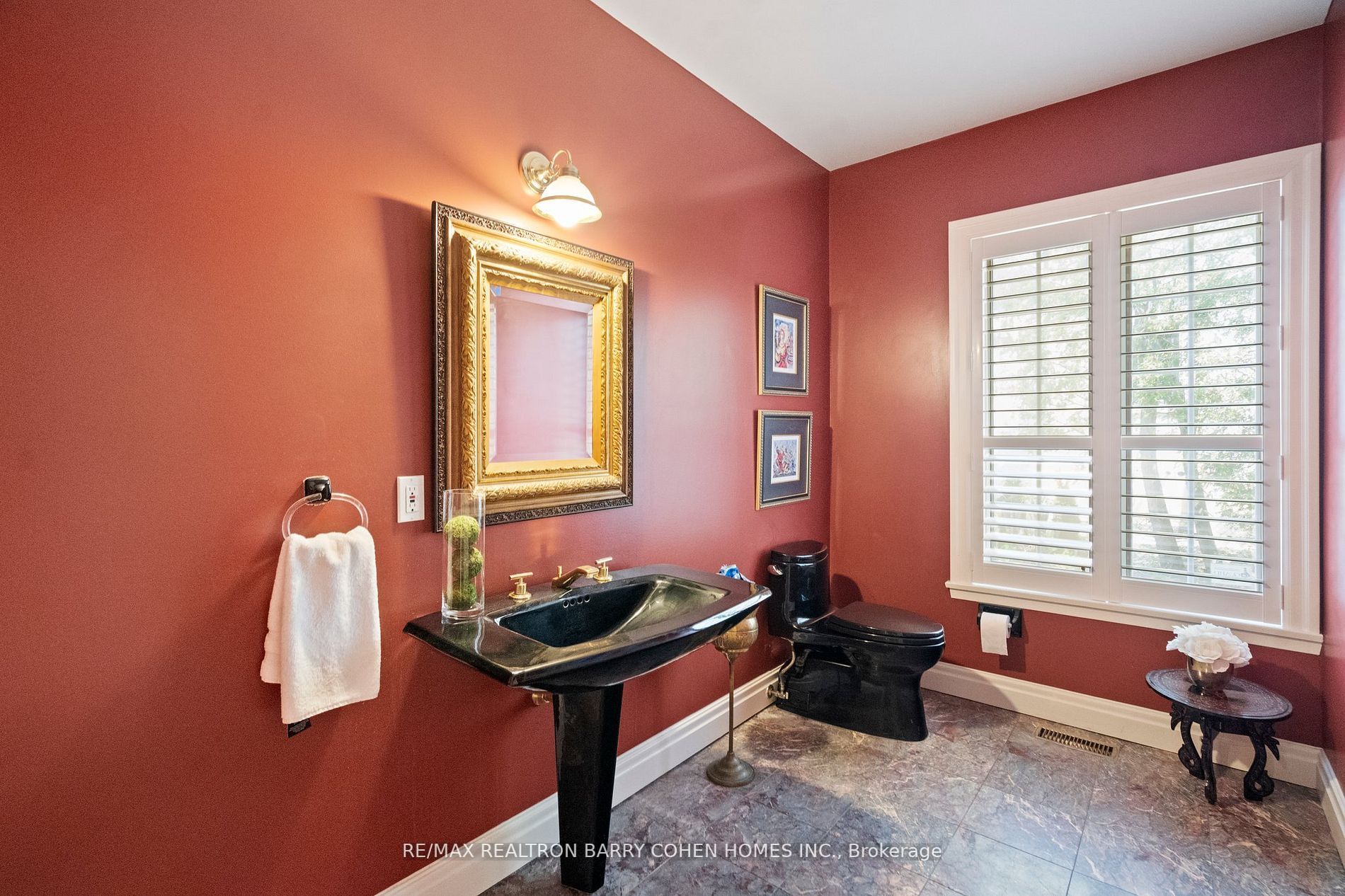 5 Sandfield Rd