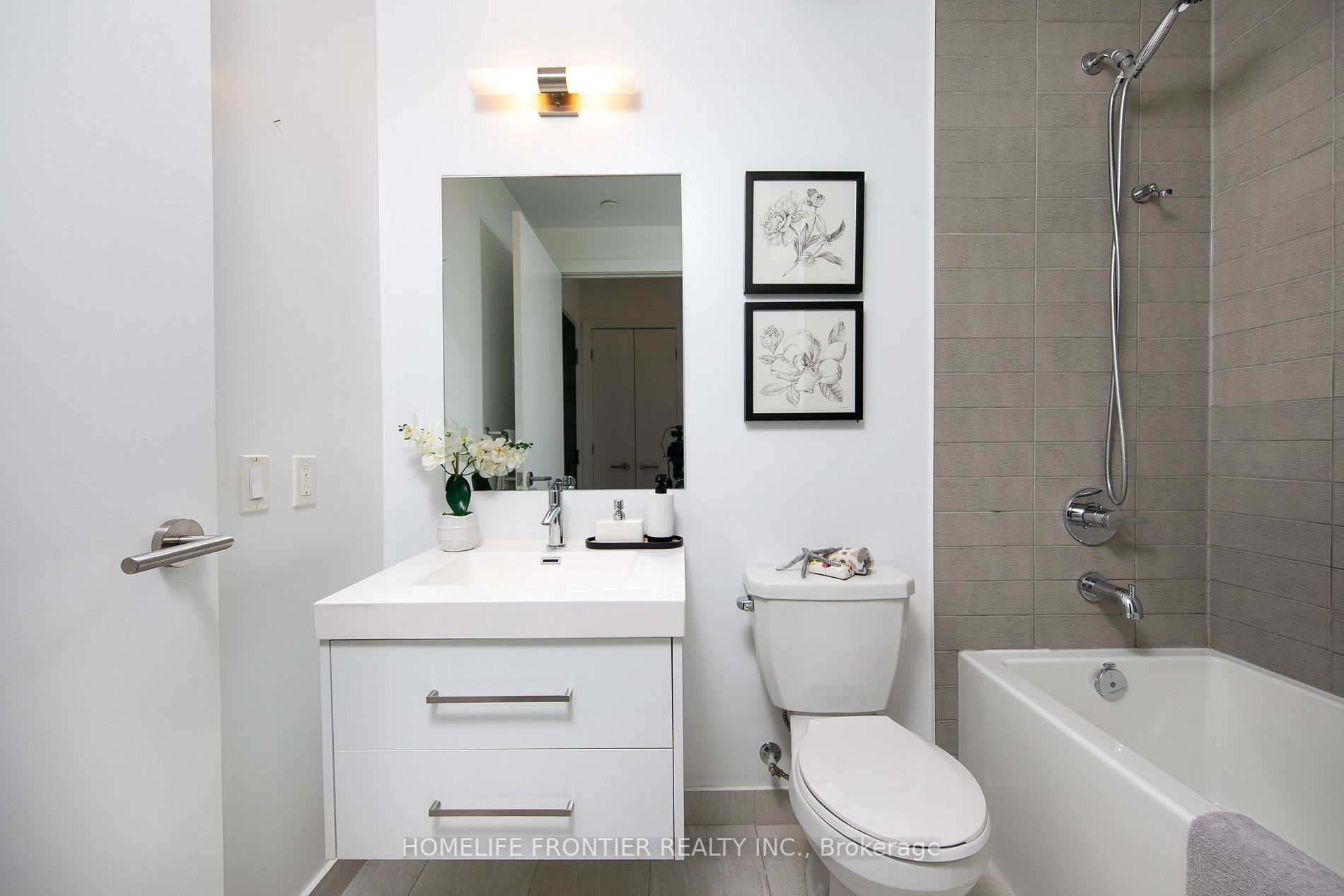 403 Church St, #1503
