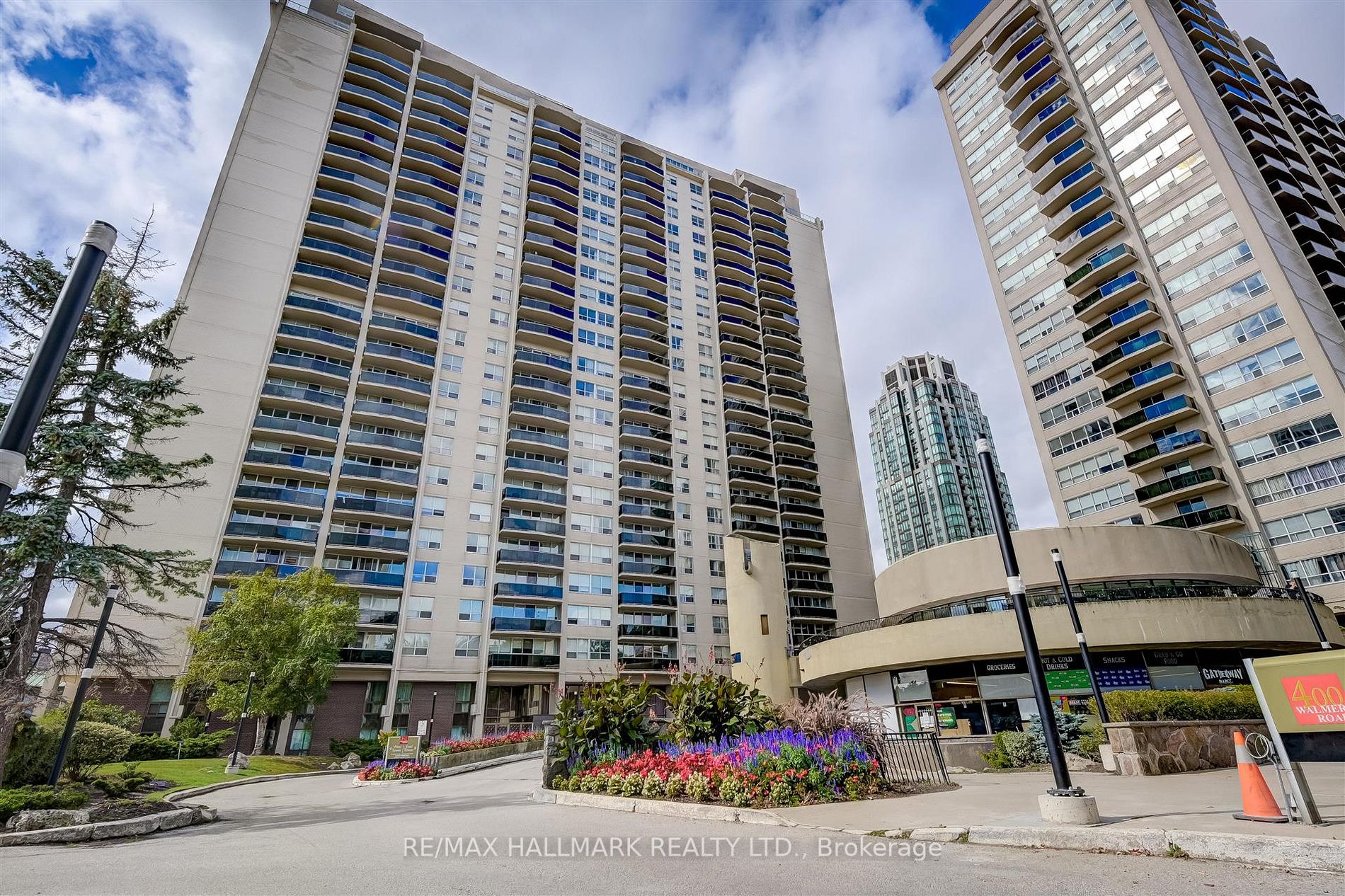 400 Walmer Rd, #Ph5