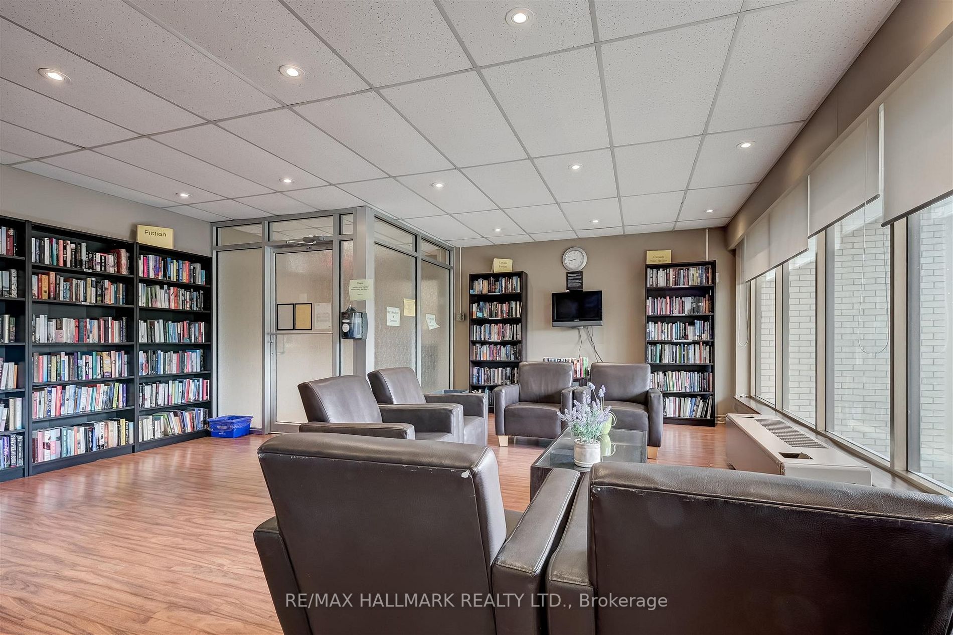400 Walmer Rd, #Ph5